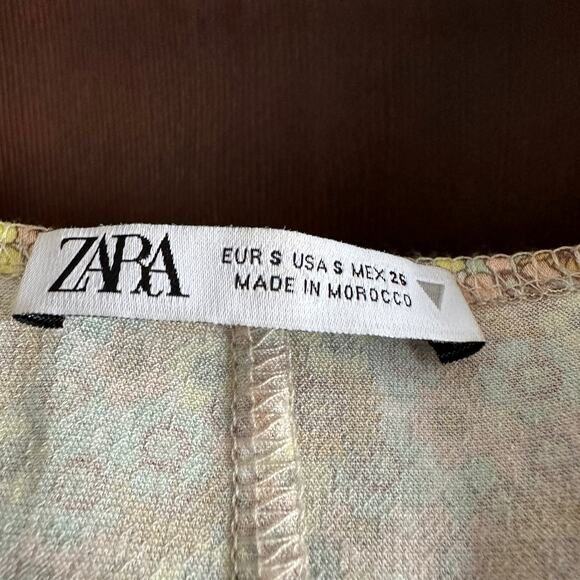 ZARA | Hammered Satin Pastel Floral Mini Dress with Puff Sleeves | Size Small - Picture 4 of 7